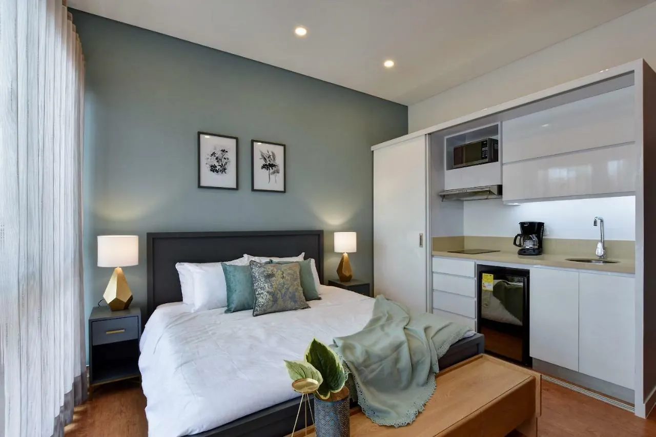 Granada Suites By Lifeafar Cali