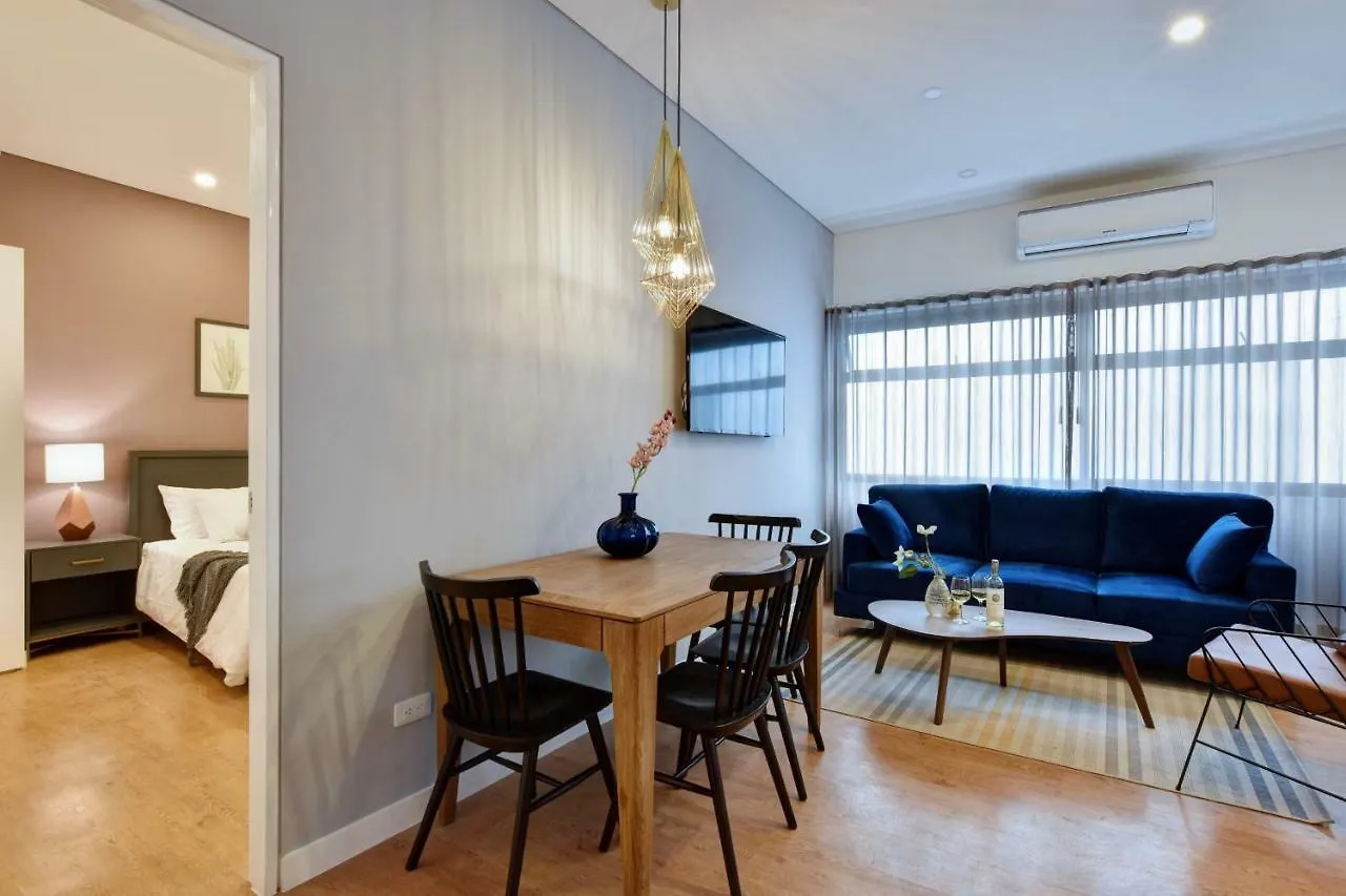 Appartamento Granada Suites By Lifeafar Cali