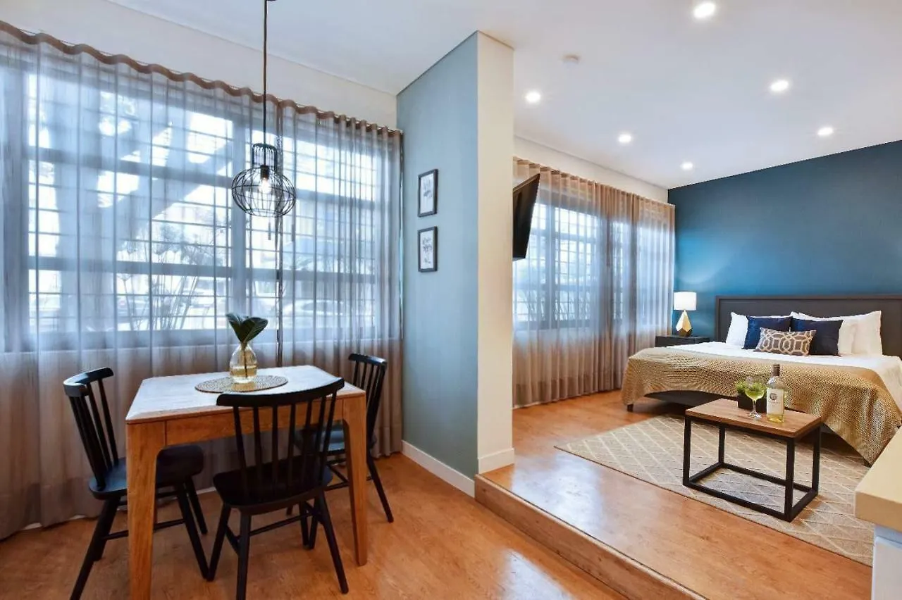 Appartamento Granada Suites By Lifeafar Cali Colombia