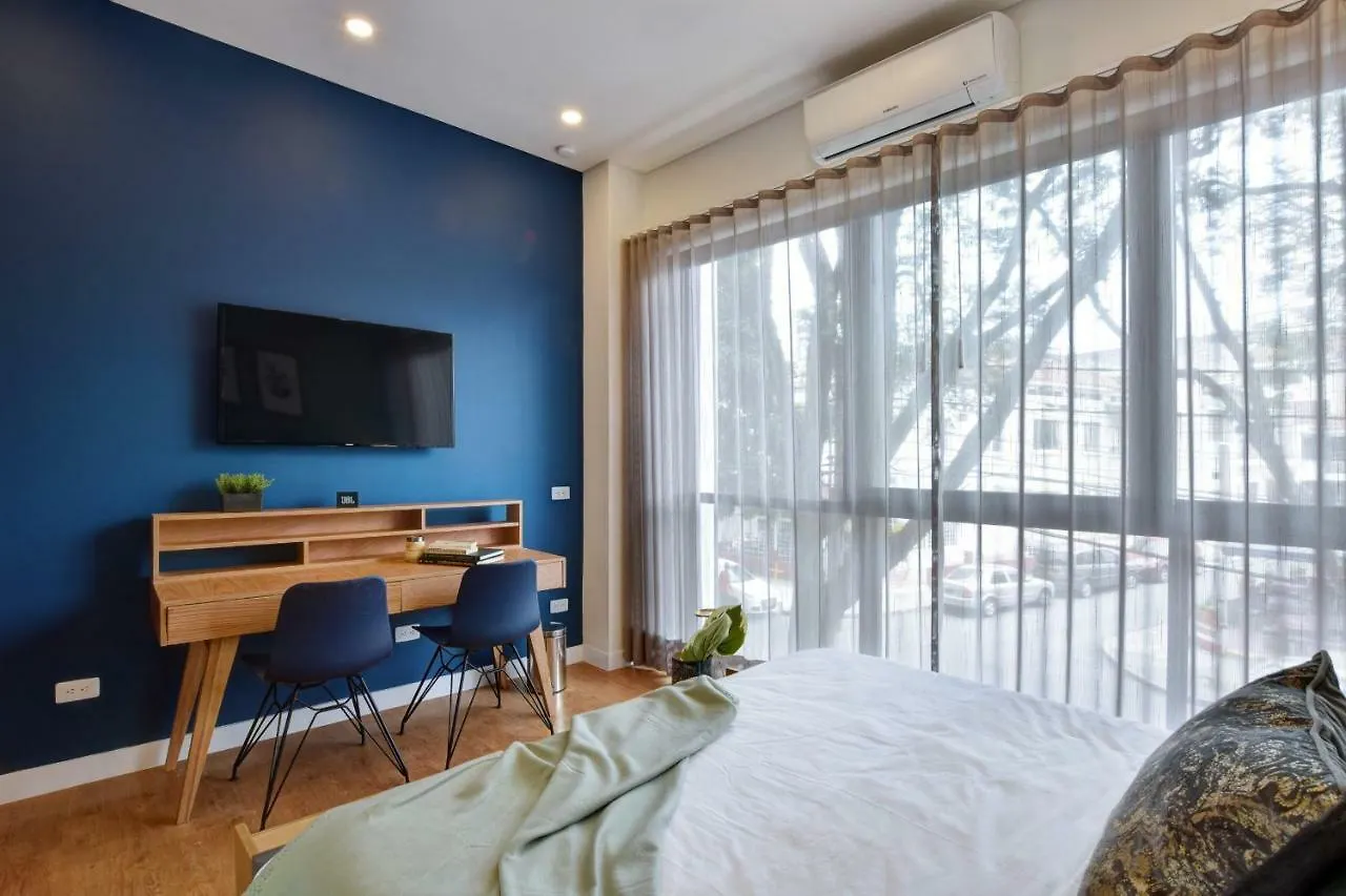 Granada Suites By Lifeafar Cali Colombia