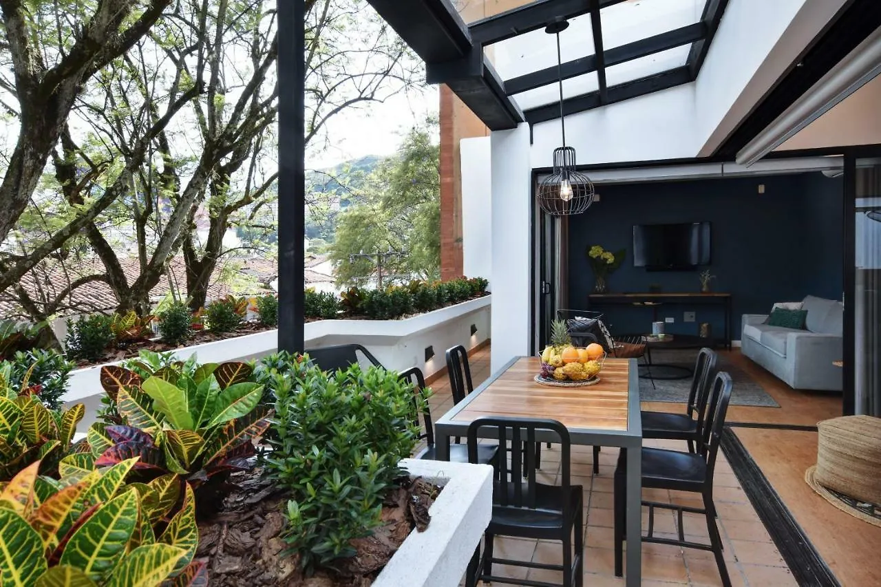 Granada Suites By Lifeafar Cali Lejlighed